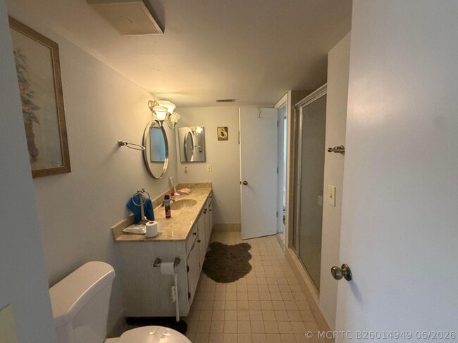Building Photo - 14475 Strathmore Ln
