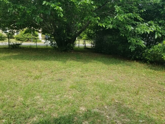 Building Photo - Great 3 bedroom 2 bath home for rent.