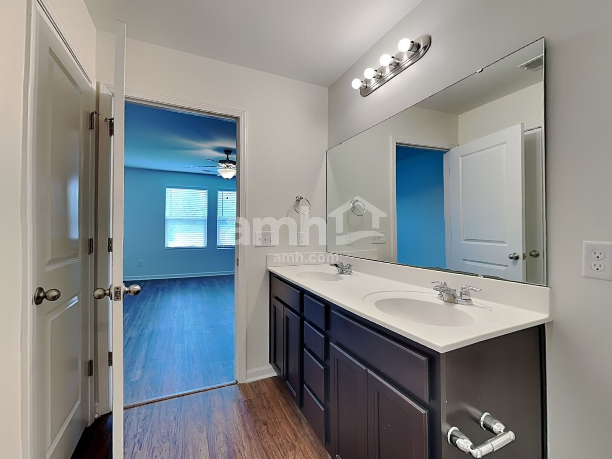 Building Photo - 122 Orion Way