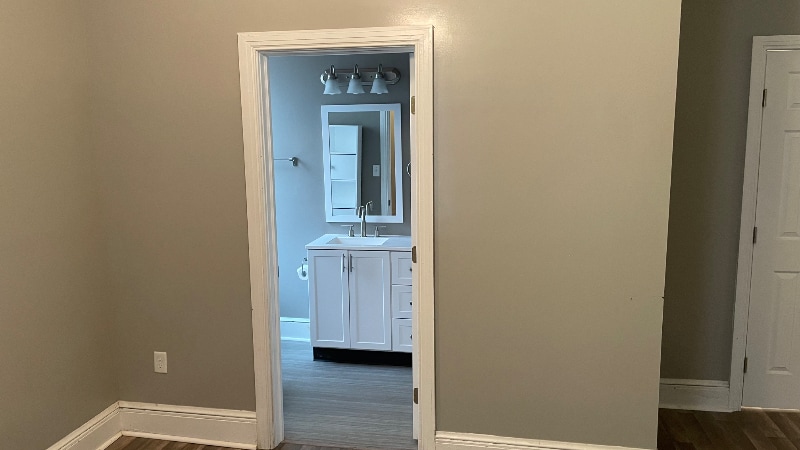 Building Photo - 206 Carlisle St