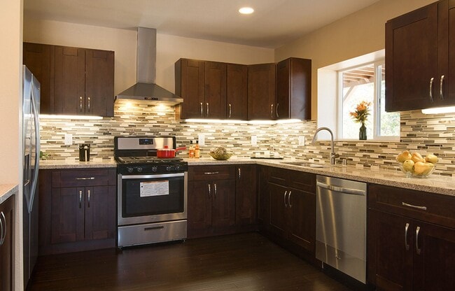 Building Photo - Barcelona Ridge Estates