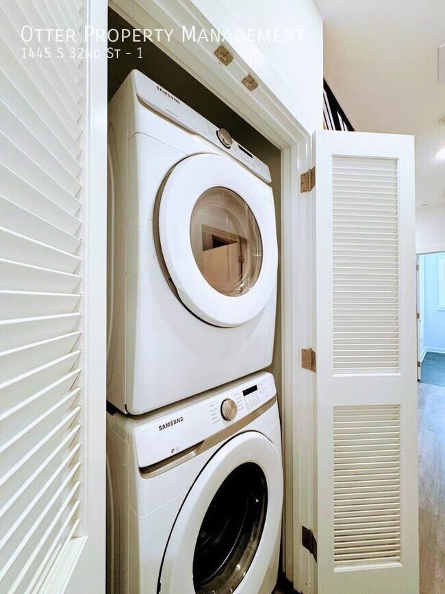 Building Photo - 1445 S 32nd St