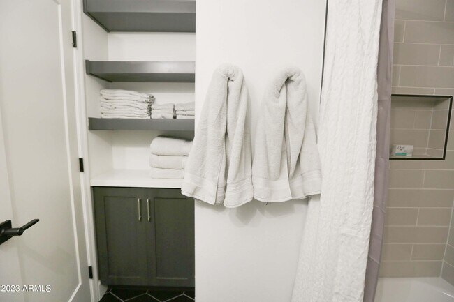 Building Photo - 11333 N 92nd St