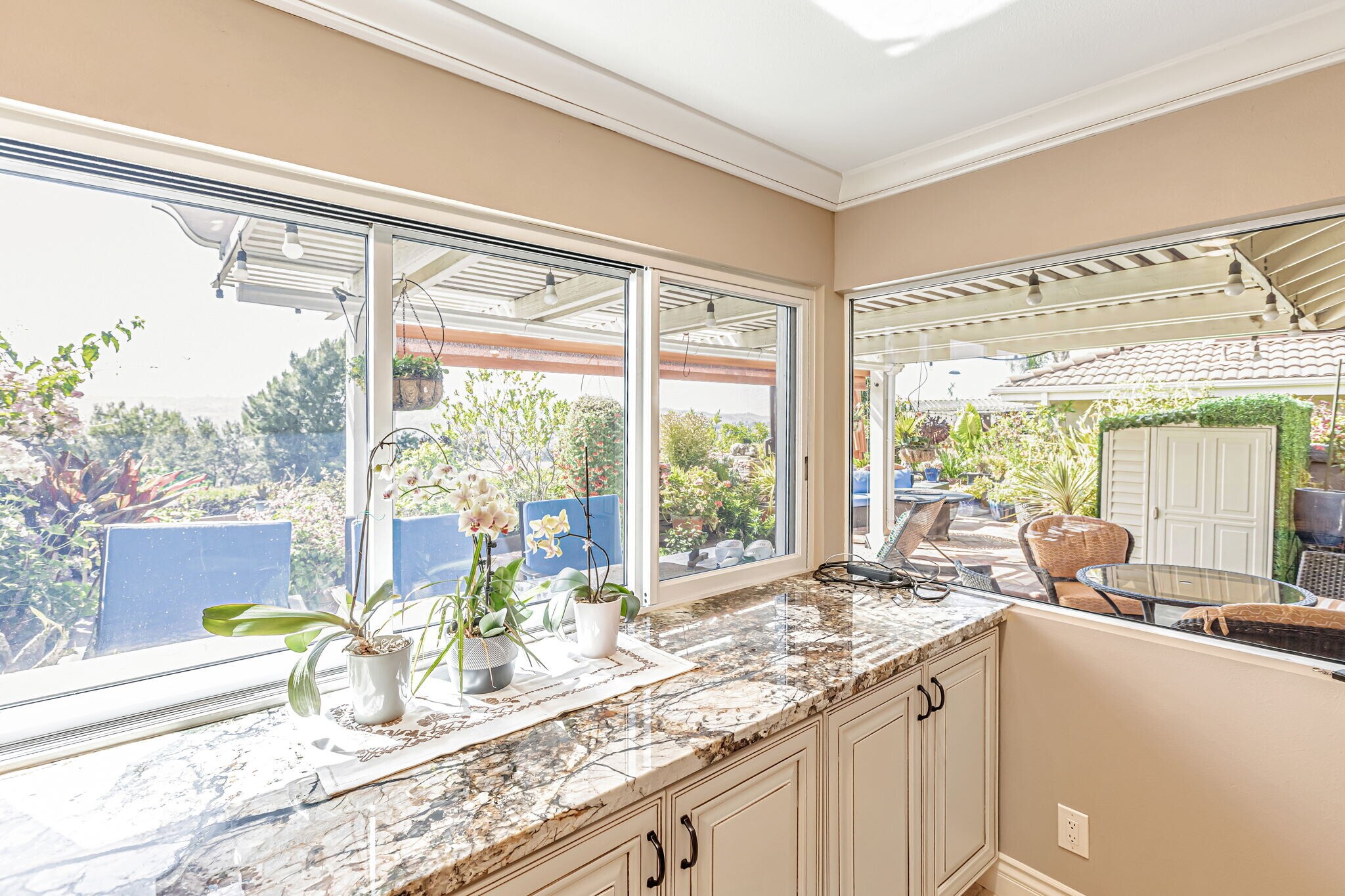 Building Photo - 27525 Paseo Toluca