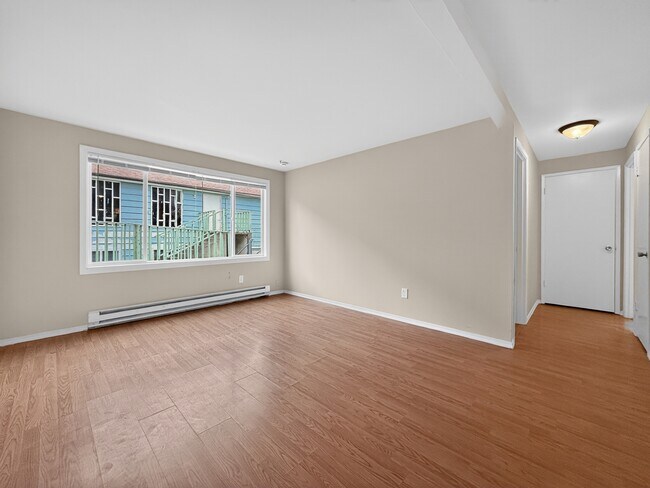 Building Photo - 9015 9th Ave SW