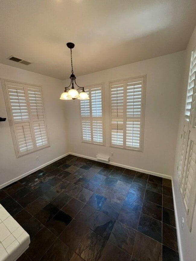 Building Photo - 1534 N Oliveto Ct