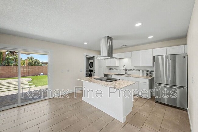 Building Photo - 6332 N Granite Reef Rd