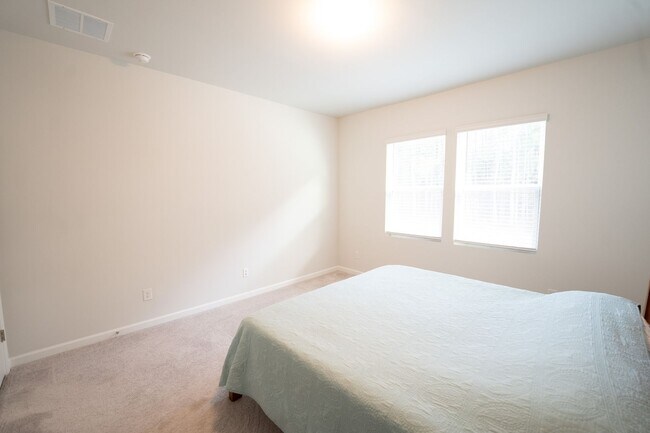 Building Photo - Coming Available!