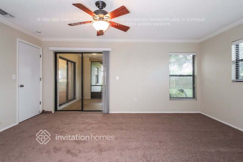 Building Photo - 7806 38th Ct E