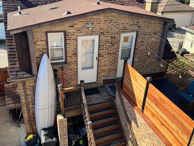 Building Photo - 4432 N Nagle Ave