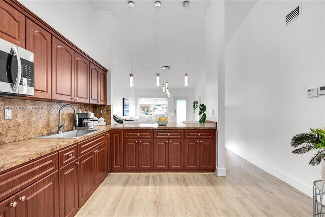 Building Photo - 7531 W 29th Way