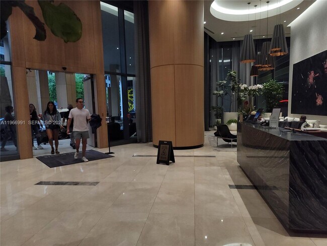 Building Photo - 45 SW 9th St