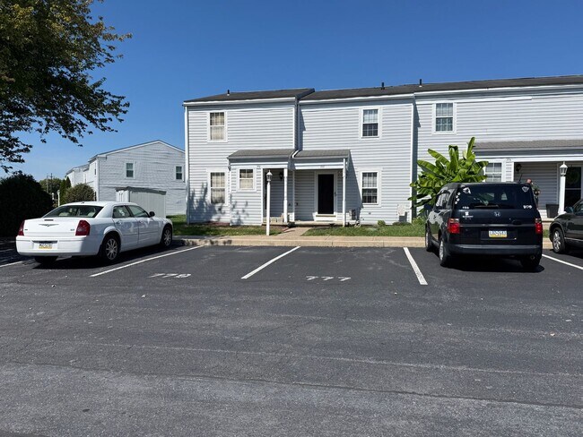 Building Photo - 777 Old Silver Spg Rd