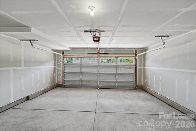 Building Photo - 10051 Florentine Wy