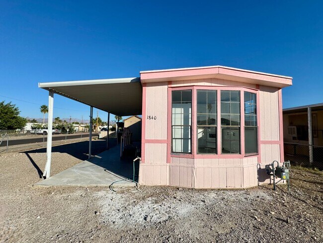 Building Photo - Charming  2 bedroom mobile