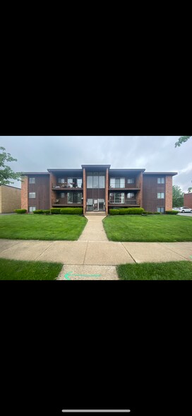 Building Photo - 9218 Erie St