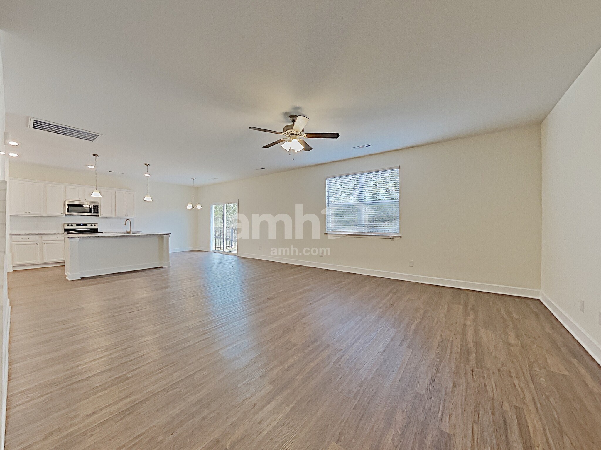 Building Photo - 5270 Lake Maxwell Dr
