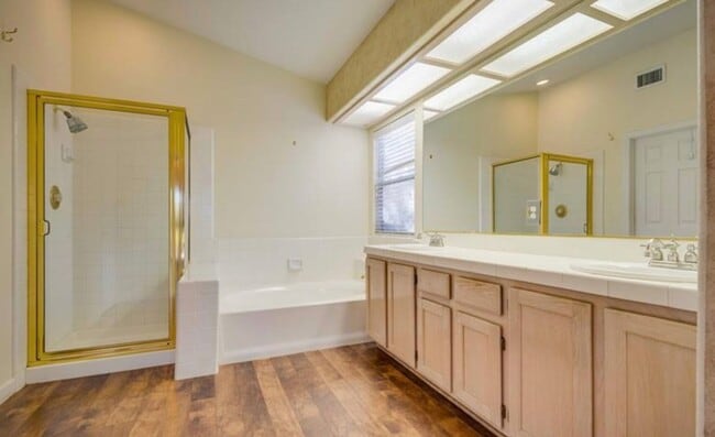 Building Photo - 8164 Sedona Sunset Dr