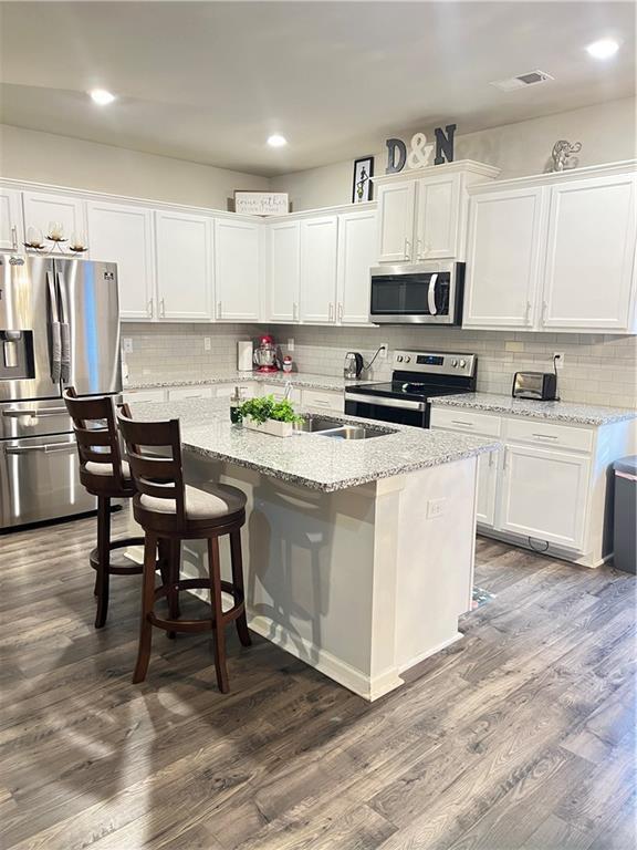 Building Photo - 1775 Labonte Pkwy