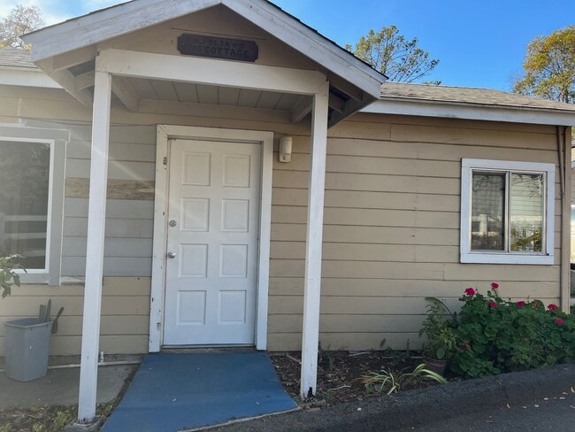 Primary Photo - 863A Atherton Ave