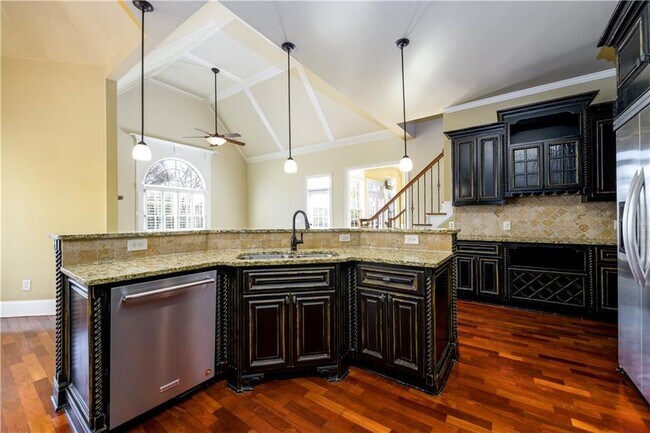 Building Photo - 2770 Shumard Oak Dr