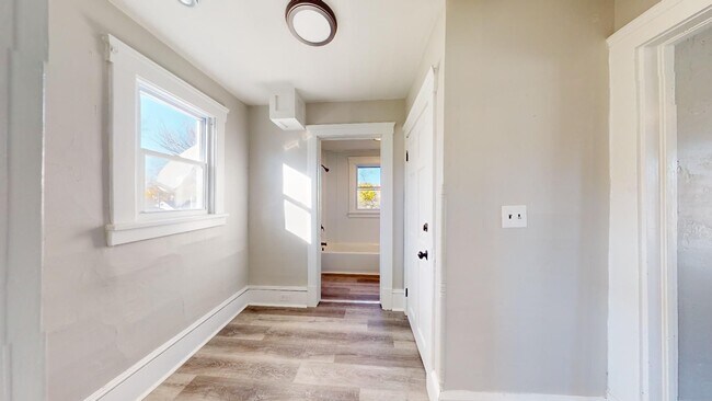 Building Photo - 7408 Dudley Ave