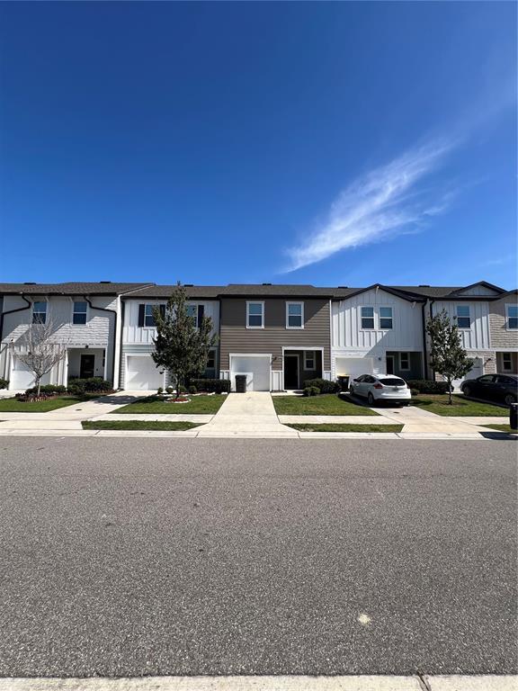 Building Photo - 852 Grandin St