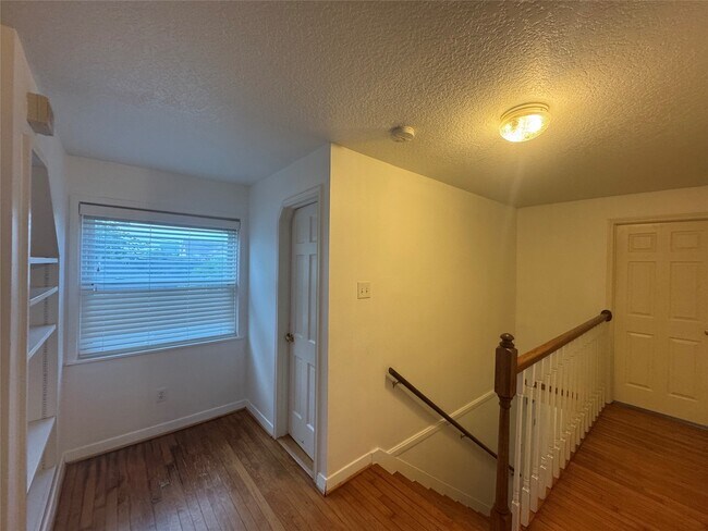Building Photo - 4387 Harvest Ln