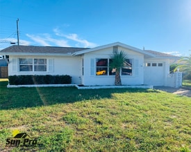 Building Photo - 40 Beechwood Dr