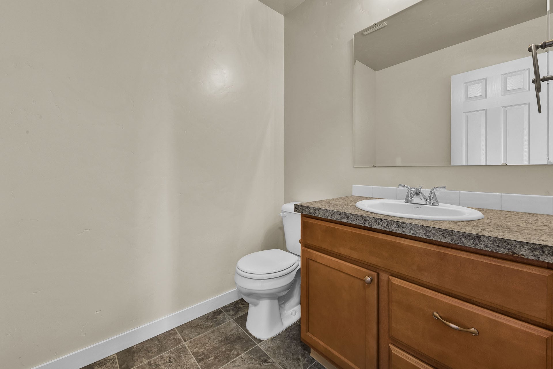 Building Photo - 1633 Placerville St