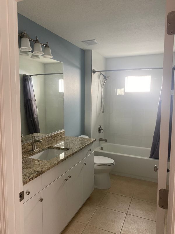Building Photo - 5004 Forest Creek Tr
