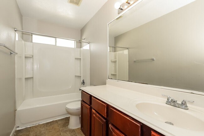 Building Photo - 16207 Imperial Forest Ln