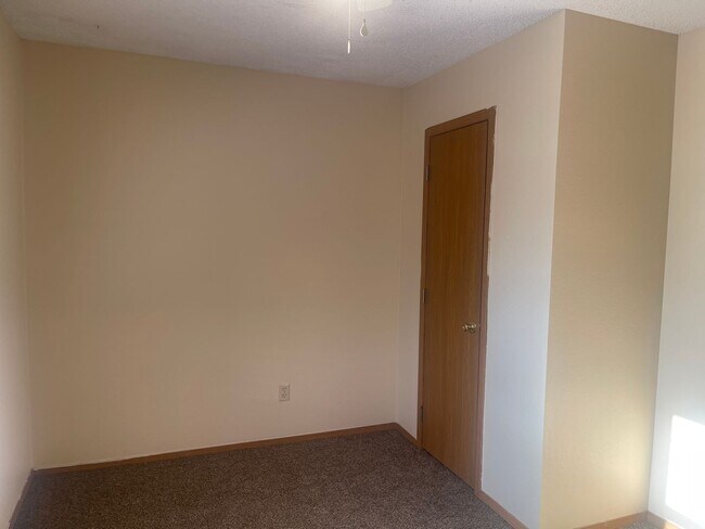 Building Photo - cli91012