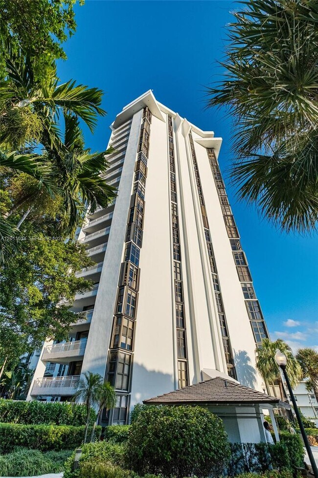 Building Photo - 4000 Towerside Terrace