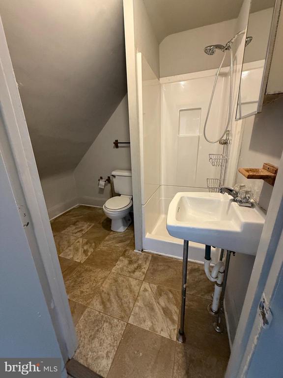 Building Photo - 313 Virginia Ave