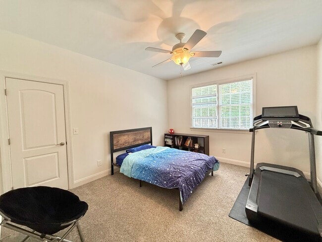 Building Photo - **OFFERING WAIVED APPLICATION FEES** Luxur...