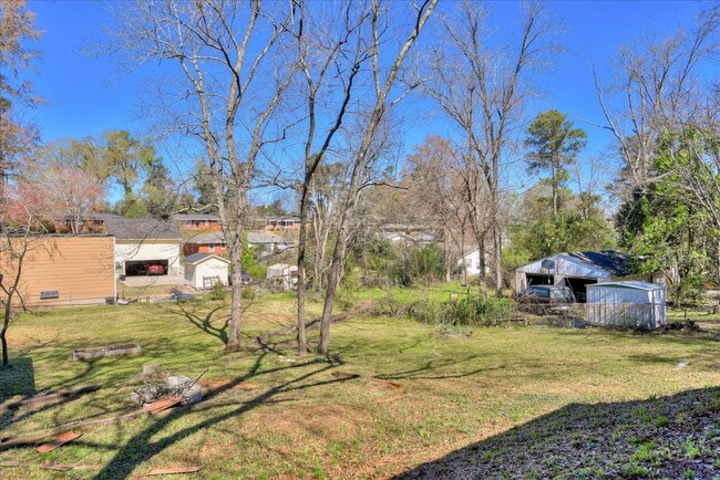 Building Photo - 1215 Glenwood Dr