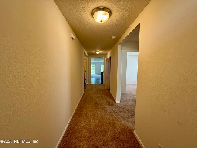 Building Photo - 3635 Summit Oaks Dr