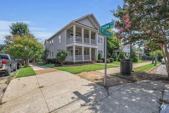Building Photo - MLK @ Fairview I
