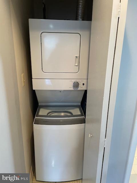 Building Photo - 8736 Cumbria Ct