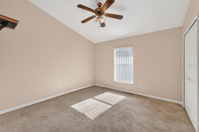 Building Photo - 4517 Oak River Cir