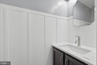 Building Photo - 1490 Autumn Ridge Cir