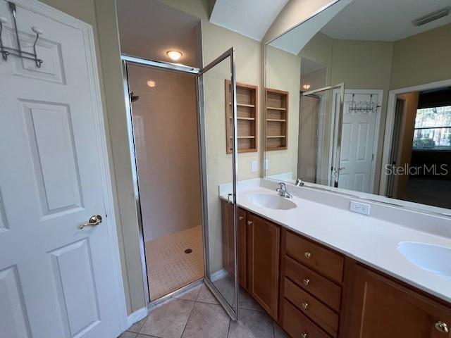 Building Photo - 6517 Tailfeather Way