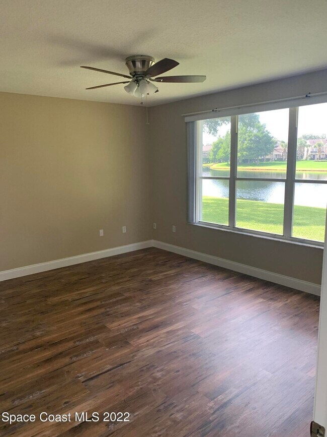Building Photo - 700 Trotter Ln