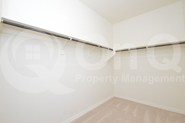 Building Photo - 3115 Medallion Ct