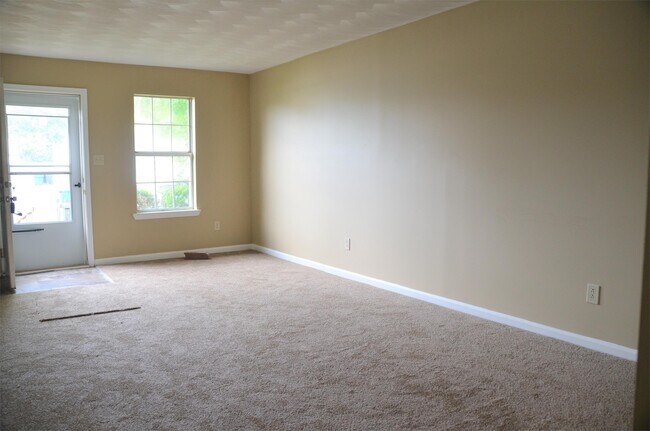 Building Photo - 5509 Lynbrook Landing