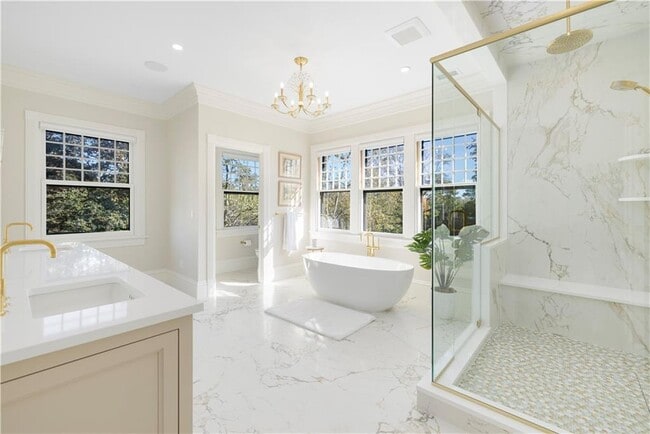 Building Photo - 7 Red Cross Ave