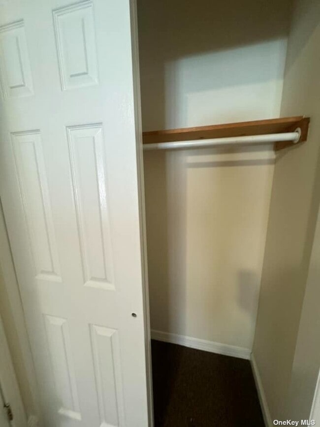 Building Photo - 92-17 190th St