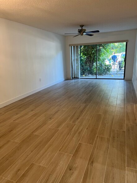 Building Photo - 8277 SW 128th St