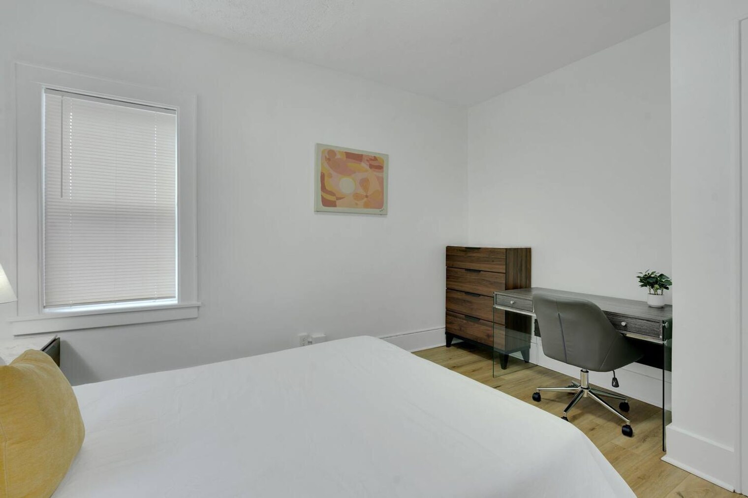 Building Photo - 250 Meigs St